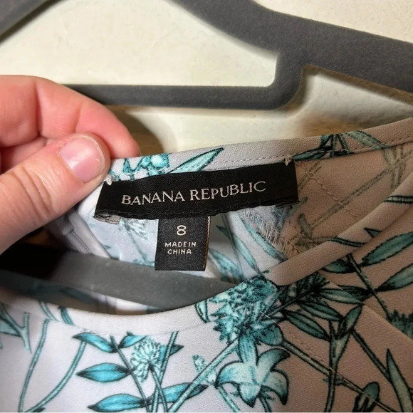 Banana Republic Long Sleeve Floral Dress Size 8 - Picture 4 of 6